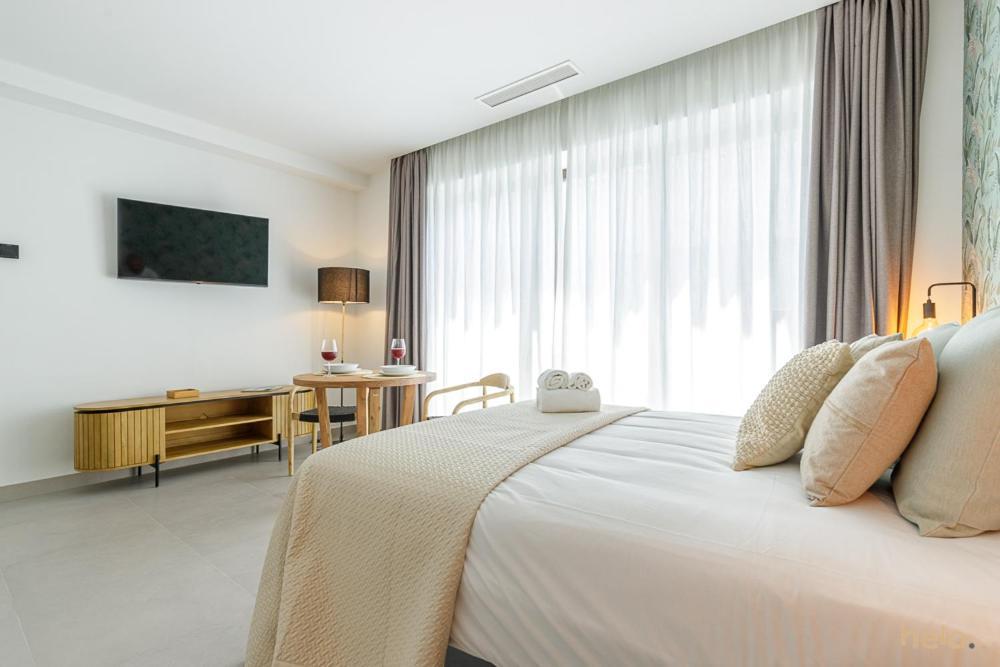 مالقة Cervantes Suites المظهر الخارجي الصورة